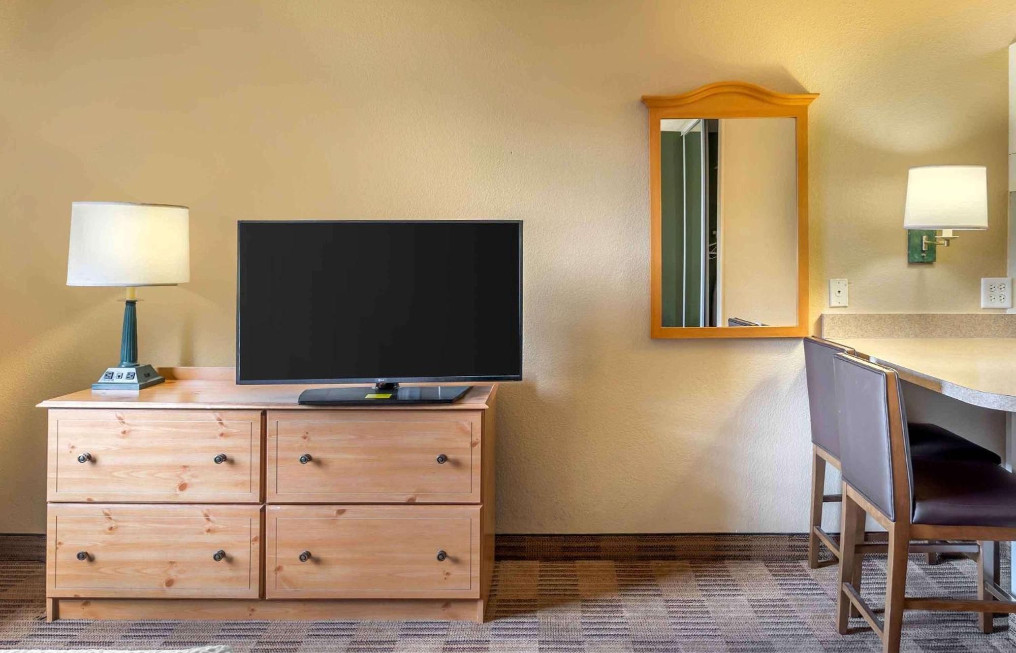 Extended Stay America Select Suites - Chicago - Westmont - Oak Brook Buitenkant foto